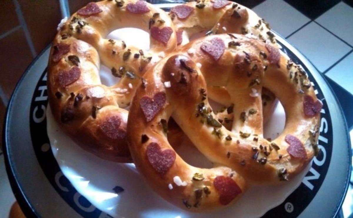 Bilder für Pretzel & Pretzel Dogs / Laugenbretzelteig - Rezept