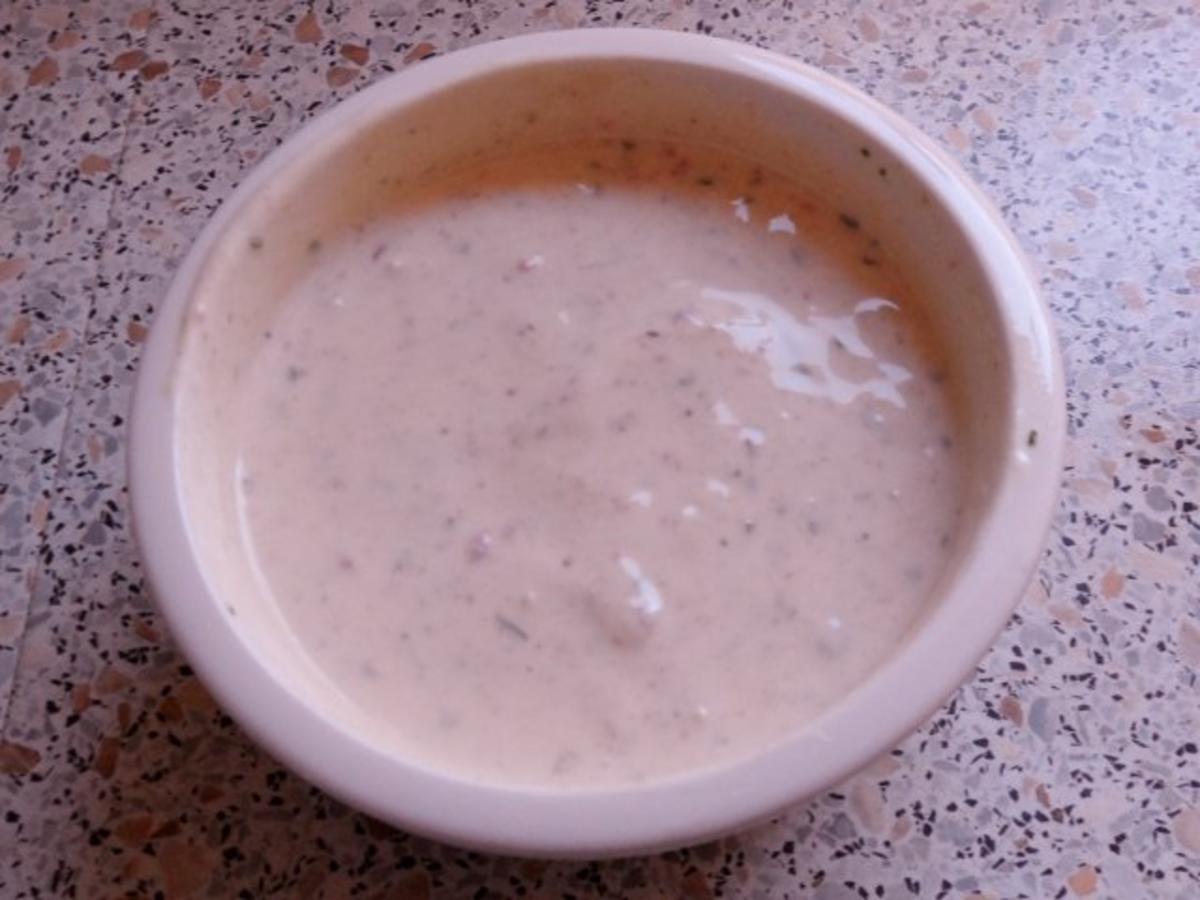 Fingerfood/Snack: Feta-Aprikosen-Plätzchen, dazu ein fruchtig-scharfer Joghurt-Dip - Rezept - Bild Nr. 9