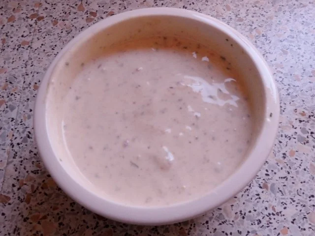 Fingerfood/Snack: Feta-Aprikosen-Plätzchen, dazu ein fruchtig-scharfer Joghurt-Dip - Rezept - Bild Nr. 9