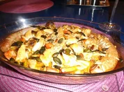 Fleisch: Bratwürstchen mit Ofengemüse - Rezept