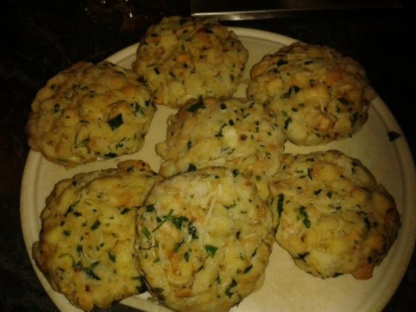 Tiroler Kaspressknödel - Rezept mit Bild - kochbar.de