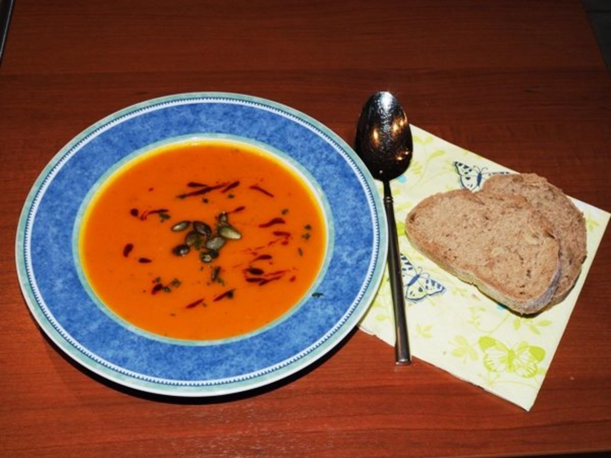 Bilder für Kürbiscremsuppe - Rezept