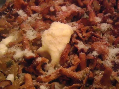 Rezept: Pfifferling-Fenchel-Lauch Gemüse an Jasmin-reis mit Igwerhaube Bild Nr. 5 Pfifferling-Fenchel-Lauch Gemüse an Jasmin-reis mit Igwerhaube - Rezept - Bild Nr. 5