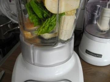 Rezept: Smoothies : Mein erster grüner Smoothie Bild Nr. 2 Smoothies : Mein erster grüner Smoothie - Rezept - Bild Nr. 2