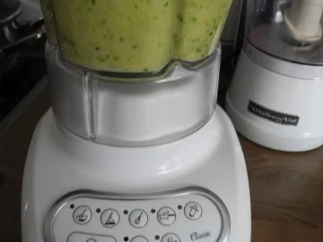 Rezept: Smoothies : Mein erster grüner Smoothie Bild Nr. 3 Smoothies : Mein erster grüner Smoothie - Rezept - Bild Nr. 3