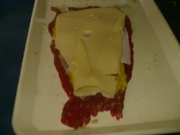 Rinderroulade mit Schinken-, Käse- und Zwiebelfüllung - Rezept