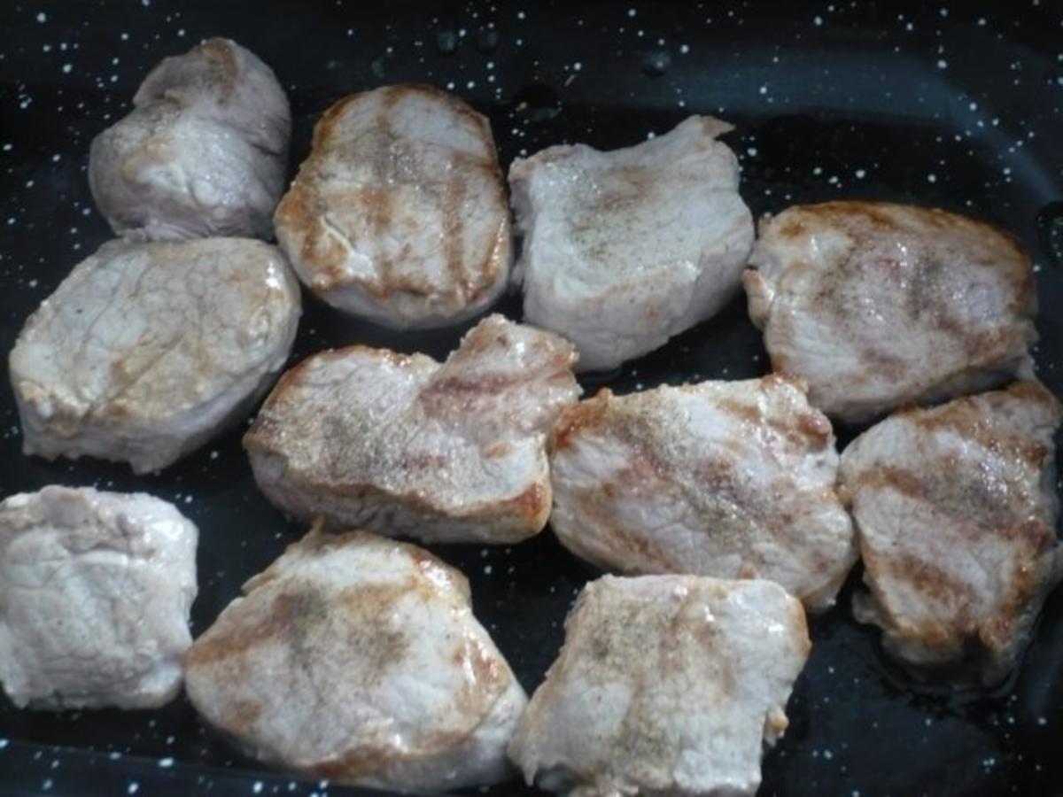 Überbackener Broccoli mit Schweinefilet - einfach - von rollimops