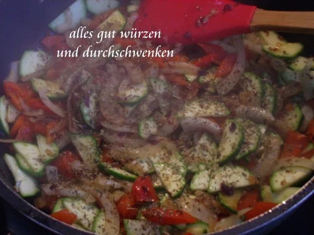 Nudelsoße mit mediteranen Gemüse und Hackfleisch - Rezept - Bild Nr. 11
