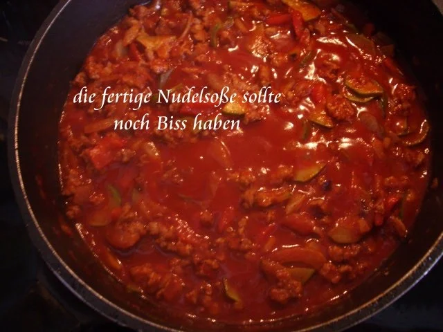 Nudelsoße mit mediteranen Gemüse und Hackfleisch - Rezept - Bild Nr. 16