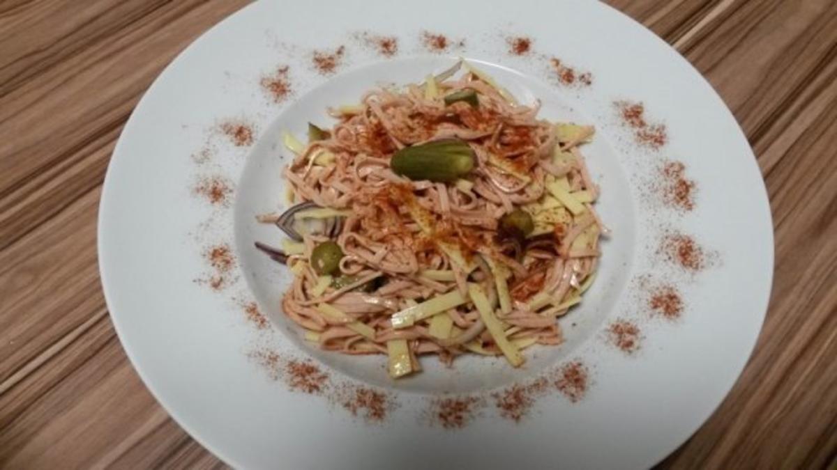 Bilder für Honig-Sesam-Wurstsalat - Rezept