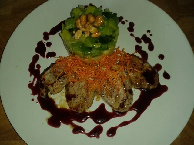 Rezept: Schweinemedaillons mit Rotwein-Holunder Sauce an Kartoffel-Sellerie Pürree mit Porree Bild Nr. 2 Schweinemedaillons mit Rotwein-Holunder Sauce an Kartoffel-Sellerie Pürree mit Porree - Rezept - Bild Nr. 2