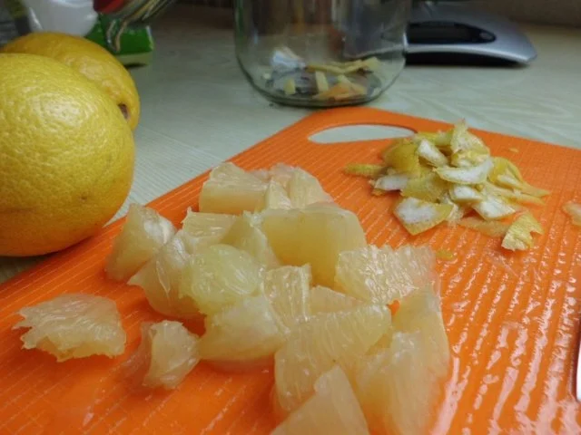 Liköre: Zitronenlikör mit Ingwer und Lavendel - Rezept - Bild Nr. 3