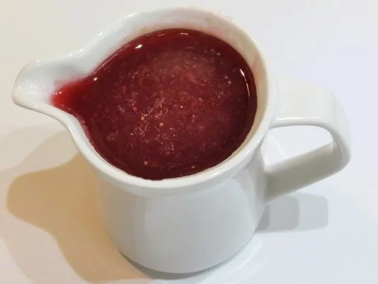 Rezept: Sisserl’s - * fixe Erdbeerkaramelsoße * Bild Nr. 2 Sisserl’s - * fixe Erdbeerkaramelsoße * - Rezept - Bild Nr. 2