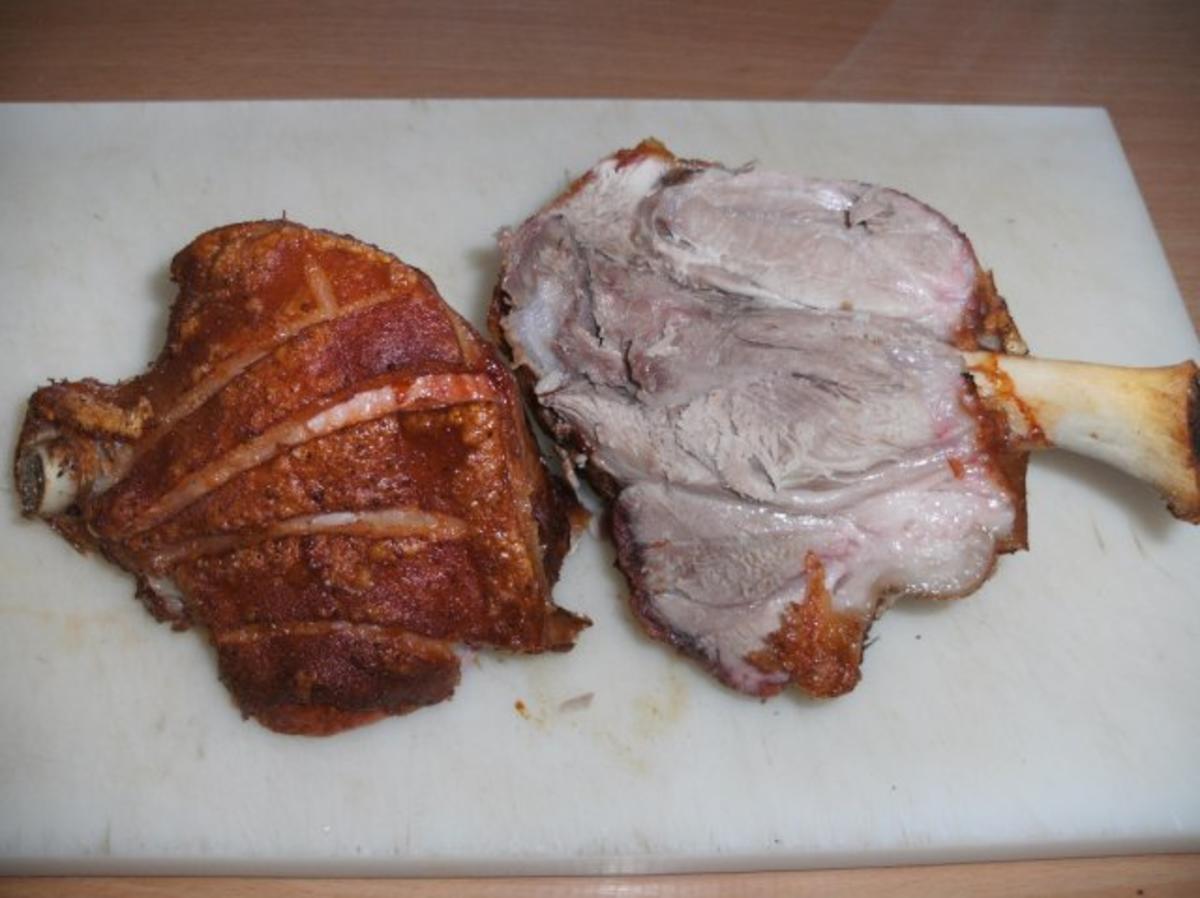 Fleisch: Schweinshaxe, mariniert und vorgekocht - Rezept
