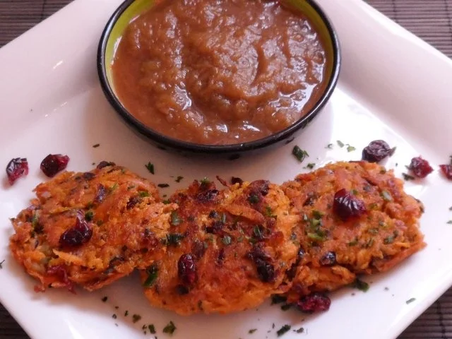 Zwischengericht: Knusprige Süßkartoffel-Cranberry-Rösti - Rezept - Bild Nr. 9