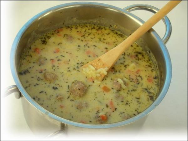 Supa Toptscheta bulgarische Suppe mit Hackfleisch Bällchen - einfach ...