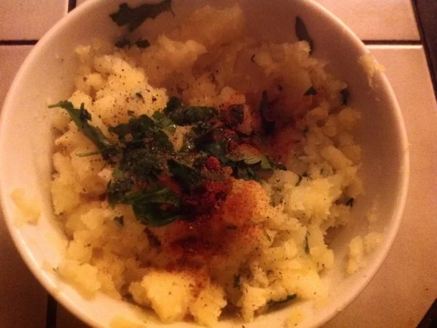 Geschmorte Hühnerleber mit Kartoffelpüree - Rezept - Bild Nr. 6