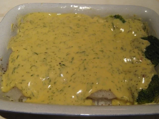 Rezept: Kabeljau auf einem Reisbett, unter Senf-Sahne-Sauce überbacken Bild Nr. 4 Kabeljau auf einem Reisbett, unter Senf-Sahne-Sauce überbacken - Rezept - Bild Nr. 4