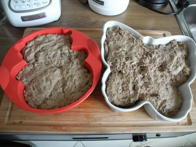 Rezept: Brot & Brötchen : Einfaches und schnelles Brot (reicht für 2 Brote ) Bild Nr. 6 Brot & Brötchen : Einfaches und schnelles Brot (reicht für 2 Brote ) - Rezept - Bild Nr. 6