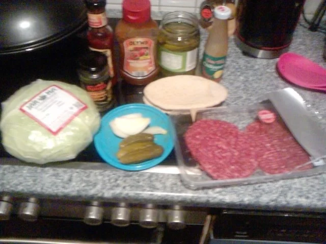 DÖNHAMMER – DIE VEREINIGUNG VON DÖNER UND HAMBURGER GENIGHTCOOKERT - Rezept - Bild Nr. 2