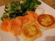 Fingerfood: Kartoffel-Räucherlachs-Taler - Rezept