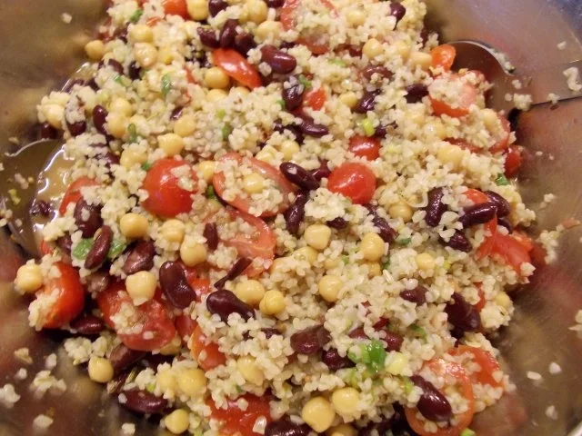 Bulgursalat mit Datteltomaten und Kichererbsen - Rezept - Bild Nr. 10