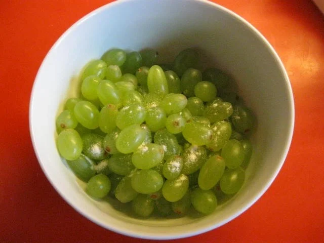 Gugelhupf mit Trauben - Schoko und Nuss - Rezept - Bild Nr. 10