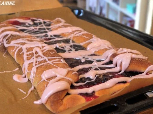 Rezept: Kirsch-Zimt-Rum-Streifen Bild Nr. 17 Kirsch-Zimt-Rum-Streifen - Rezept - Bild Nr. 17