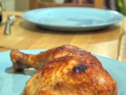 Verschärft marinierte Hähnchenkeulen - Rezept