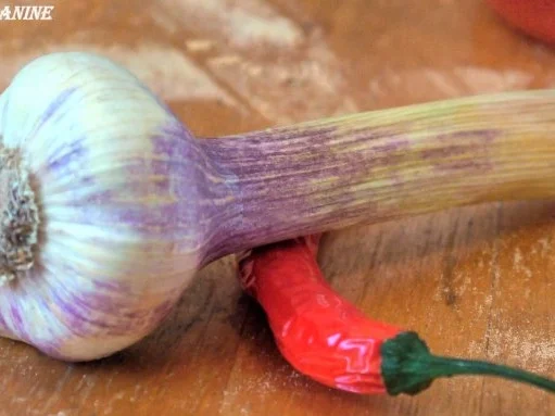 Verschärft marinierte Hähnchenkeulen - Rezept - Bild Nr. 3