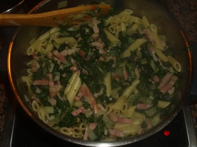 Rezept: Nudeln mit Schinken Spinat und Ziegenkäse Bild Nr. 7 Nudeln mit Schinken Spinat und Ziegenkäse - Rezept - Bild Nr. 7