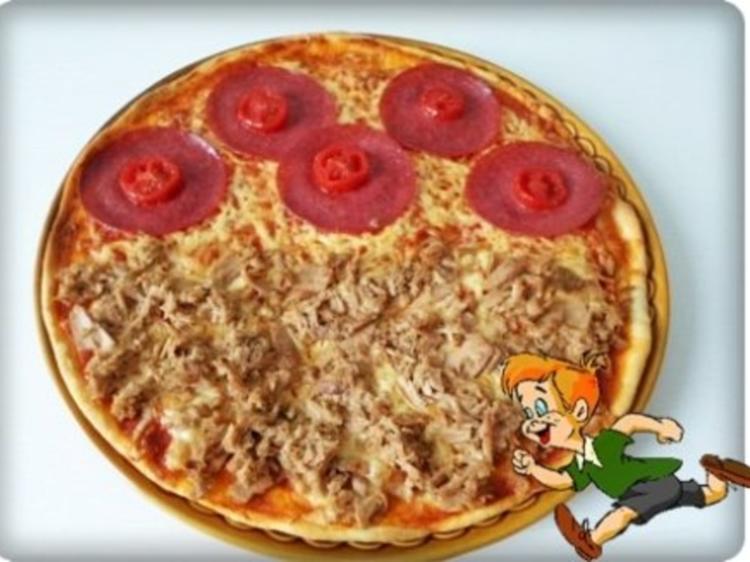 Selbstgemachte Thunfisch-Salami- Tomate- Käse Pizza - Rezept - kochbar.de