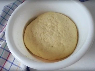 Selbstgemachte Thunfisch-Salami- Tomate- Käse  Pizza - Rezept - Bild Nr. 14