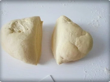 Selbstgemachte Thunfisch-Salami- Tomate- Käse  Pizza - Rezept - Bild Nr. 15