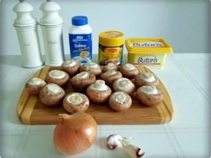 Rezept: Cremige Champignon Suppe Bild Nr. 5 Cremige Champignon Suppe - Rezept - Bild Nr. 5