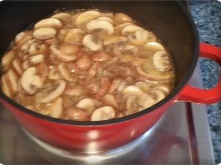 Rezept: Cremige Champignon Suppe Bild Nr. 11 Cremige Champignon Suppe - Rezept - Bild Nr. 11