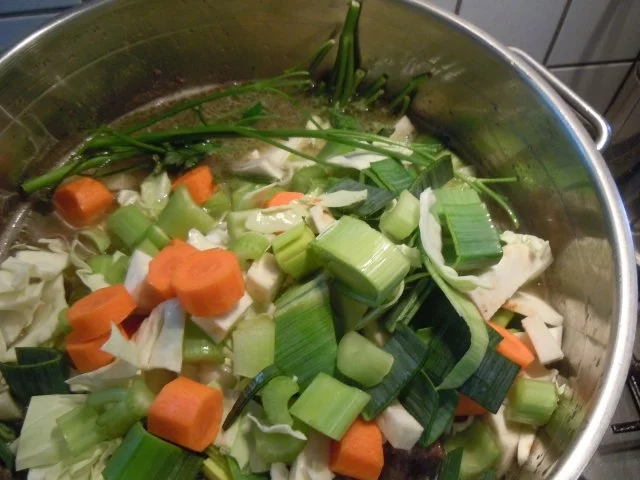 Rezept: Rinderbrühe,Rinderfond Bild Nr. 12 Rinderbrühe,Rinderfond - Rezept - Bild Nr. 12