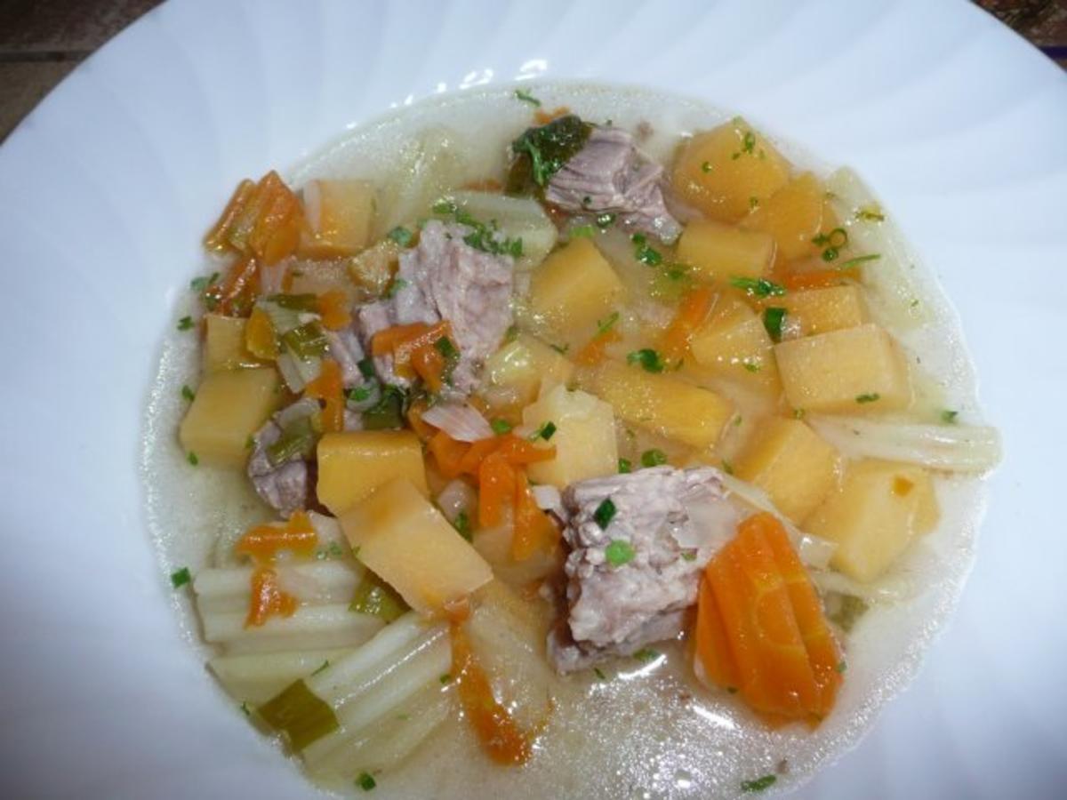 Steckrüben Eintopf von Omi - einfach - 45 kcal/100g Steckrüben Eintopf von Omi - einfach - 45 kcal/100g