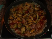 Pasta mit Thunfisch und Muscheln in Tomatensosse - Rezept