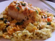 Fleisch: Überbackene Putenröllchen mit Apfel-Schinken-Füllung & Currysoße - Rezept