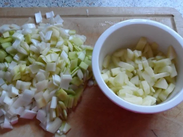 Fleisch: Überbackene Putenröllchen mit Apfel-Schinken-Füllung & Currysoße - Rezept - Bild Nr. 4