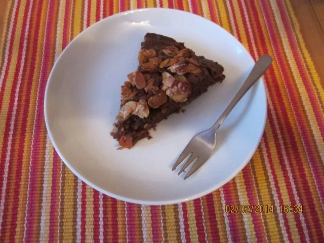 Rezept: Schoko-Kirsch-Kuchen mit Mandelknusper Bild Nr. 4 Schoko-Kirsch-Kuchen mit Mandelknusper - Rezept - Bild Nr. 4