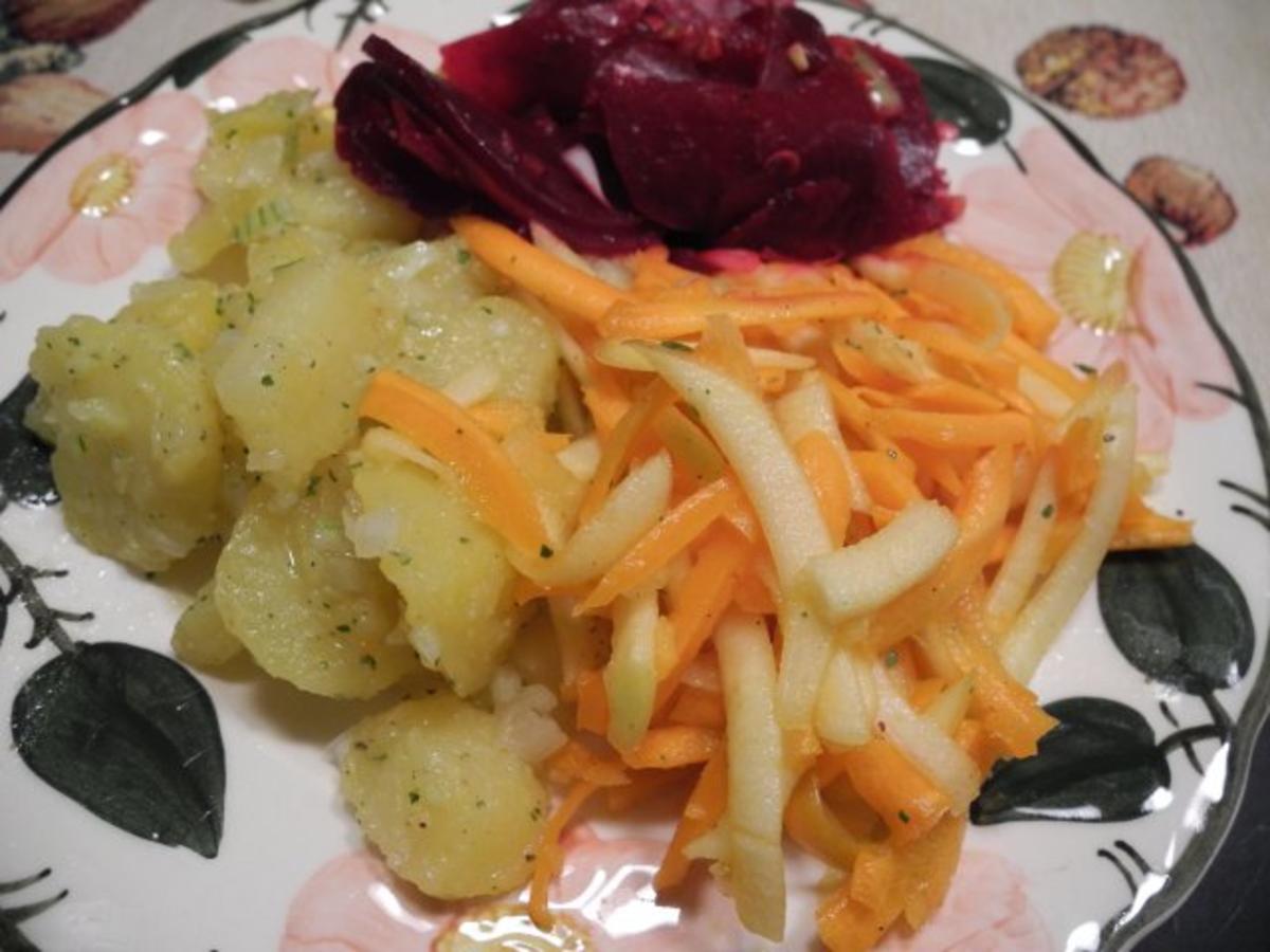 Vegan : Frischen Rote-Betesalat - Kartoffelsalat - Karottensalat - Rezept - Bild Nr. 2