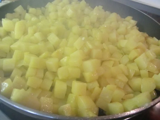 Rezept: Cordero moruno asado - Geschmorte Lammkeule nach Maurenart auf Karee-Kartoffeln Bild Nr. 3 Cordero moruno asado - Geschmorte Lammkeule nach Maurenart auf Karee-Kartoffeln - Rezept - Bild Nr. 3