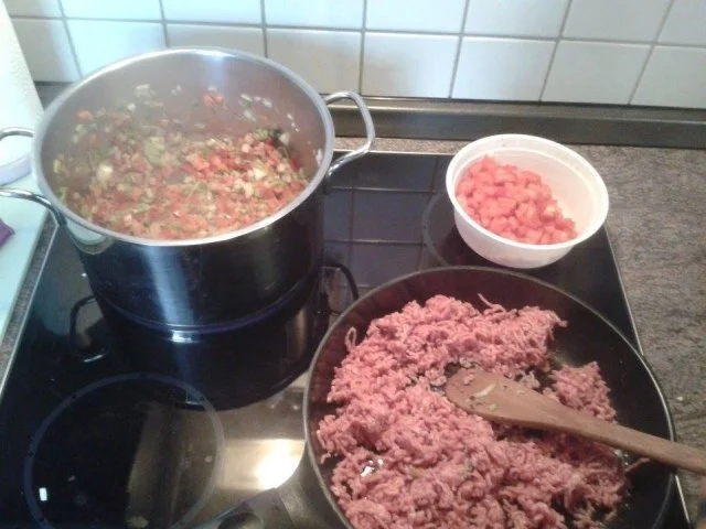 Rezept: Tina's "Bolognese" Bild Nr. 5 Tina's "Bolognese" - Rezept - Bild Nr. 5