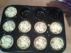 Hackfleisch-Pastetchen - Mürbeteig (12 er-Muffinform -oder ca. 30 Minimuffinförmchen) - Rezept - Bild Nr. 9