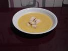 Gelbe Paprikasuppe mit Croutons - Rezept