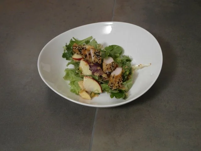 Rezept: Honig-Sesam-Kaninchen auf Apfel-Linsensalat Honig-Sesam-Kaninchen auf Apfel-Linsensalat - Rezept