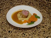 Kalbsfilet im Brotmantel auf Haselnusspolenta dazu Möhrchen - Rezept