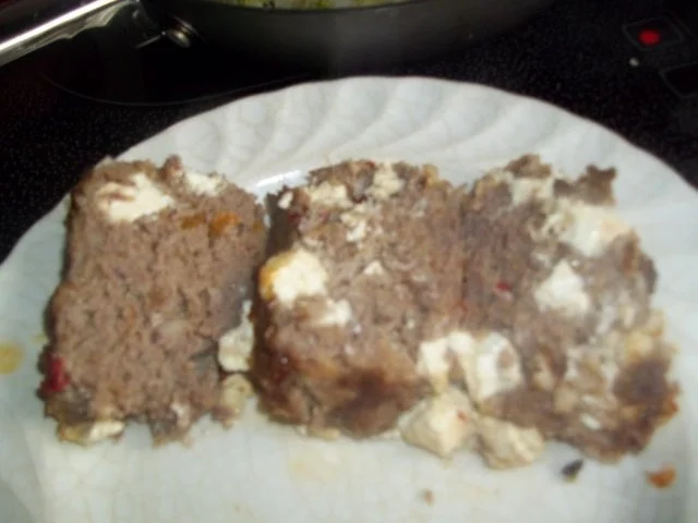 Rezept: Hackbraten mit Schafskäse Bild Nr. 6 Hackbraten mit Schafskäse - Rezept - Bild Nr. 6